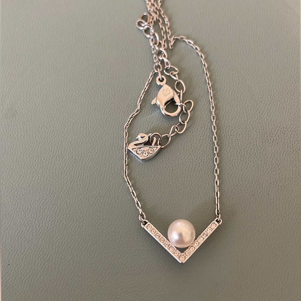 Swarovski Crystal&Pearl Necklace Silver